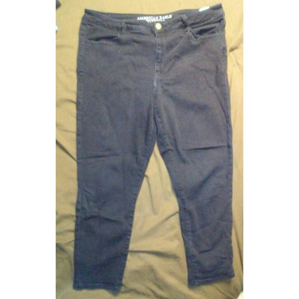 American Eagle black hi rise skinny capris